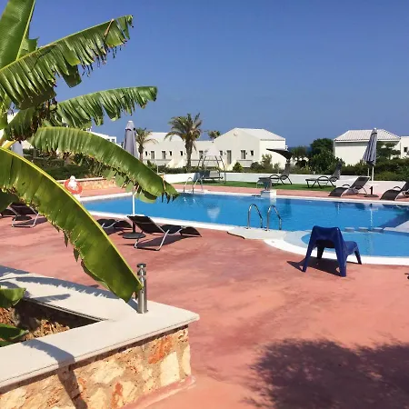 Poseidon Aparthotel Stavrós